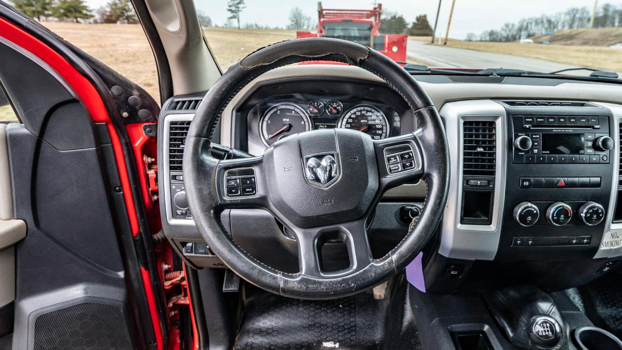 Dodge Ram 5500 Crew Cab 4WD 2012