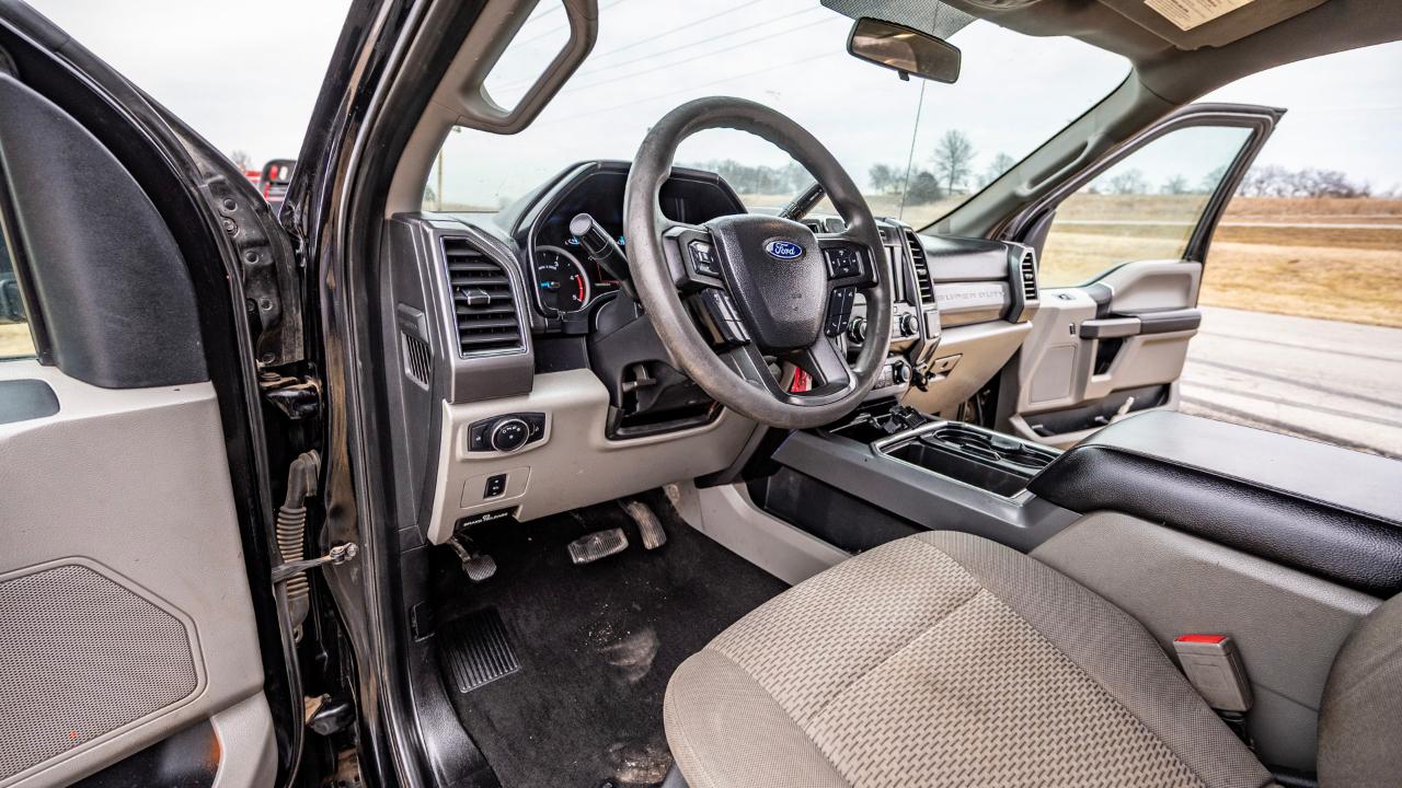 Ford F-550 Crew Cab DRW 4WD 2019