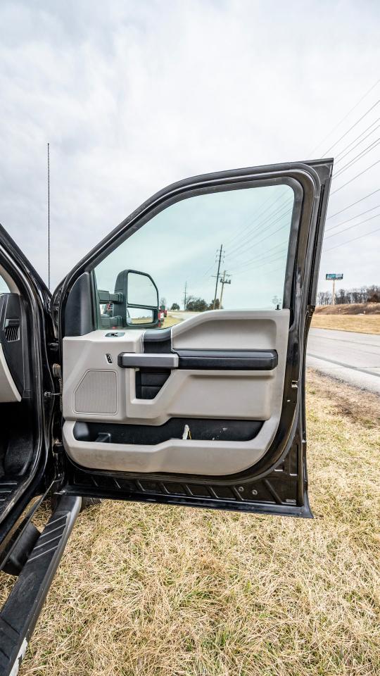 Ford F-550 Crew Cab DRW 4WD 2019