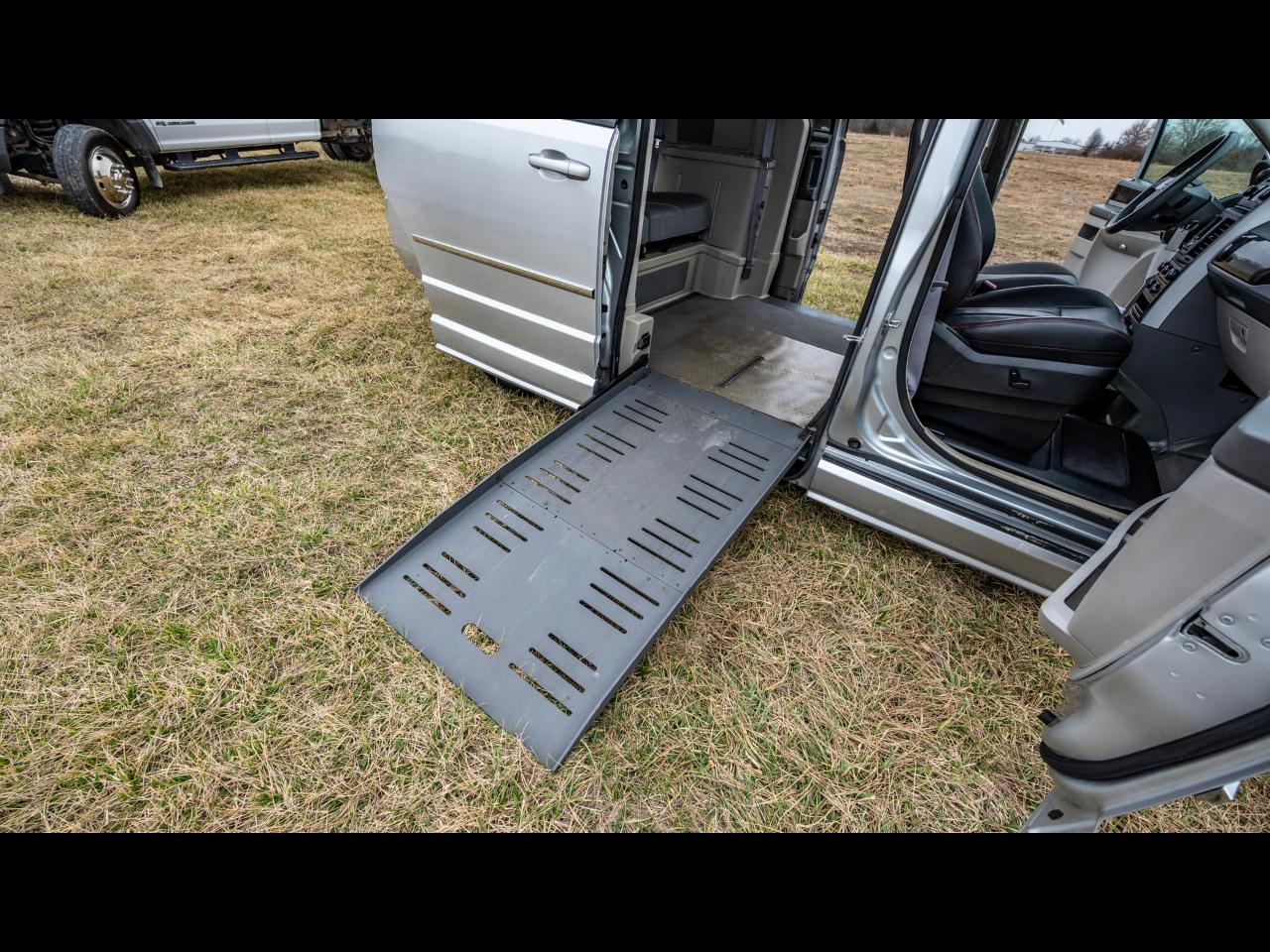 2010 Dodge Grand Caravan SXT