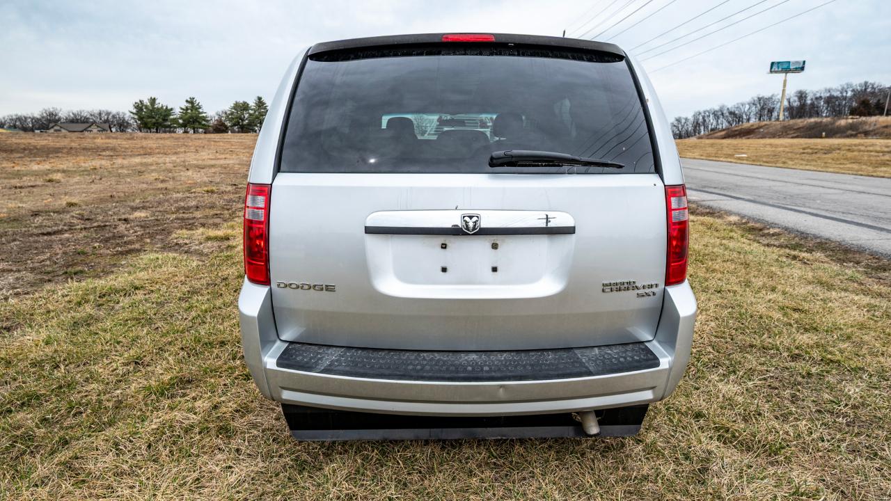 Dodge Grand Caravan SXT 2010