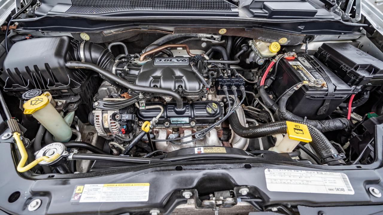 Dodge Grand Caravan SXT 2010