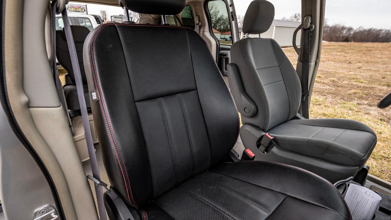 Dodge Grand Caravan SXT 2010