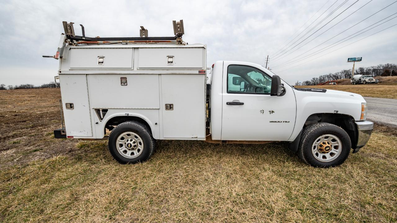 Chevrolet Silverado 3500HD Work Truck Long Box 2WD 2012