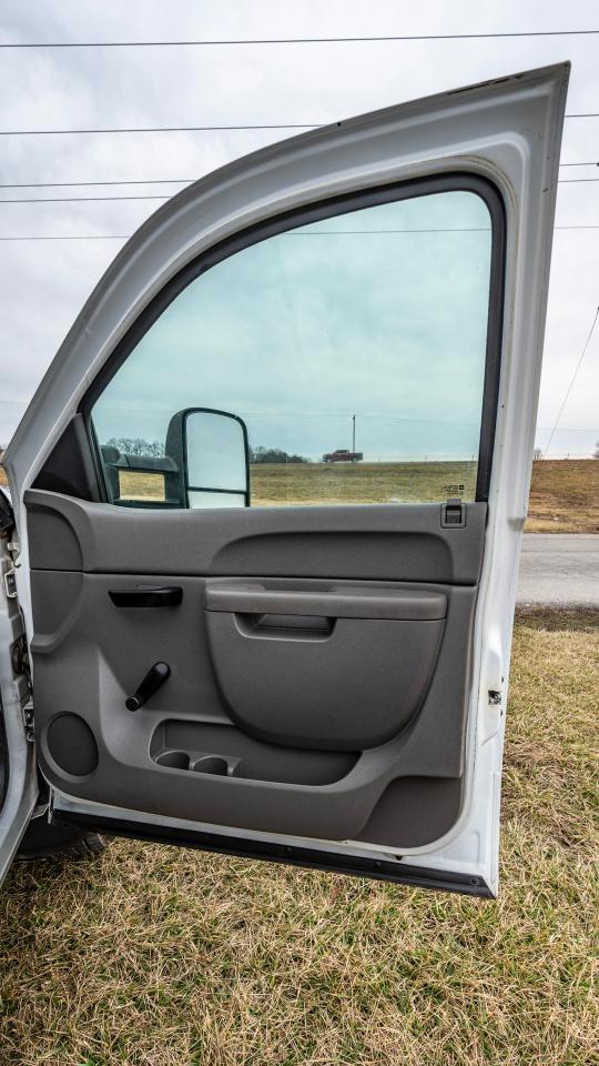 Chevrolet Silverado 3500HD Work Truck Long Box 2WD 2012