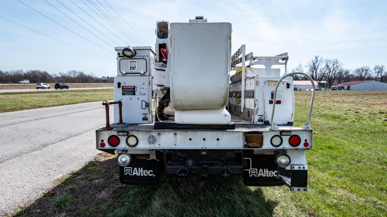 RAM 5500 Regular Cab SWB 4WD DRW 2015