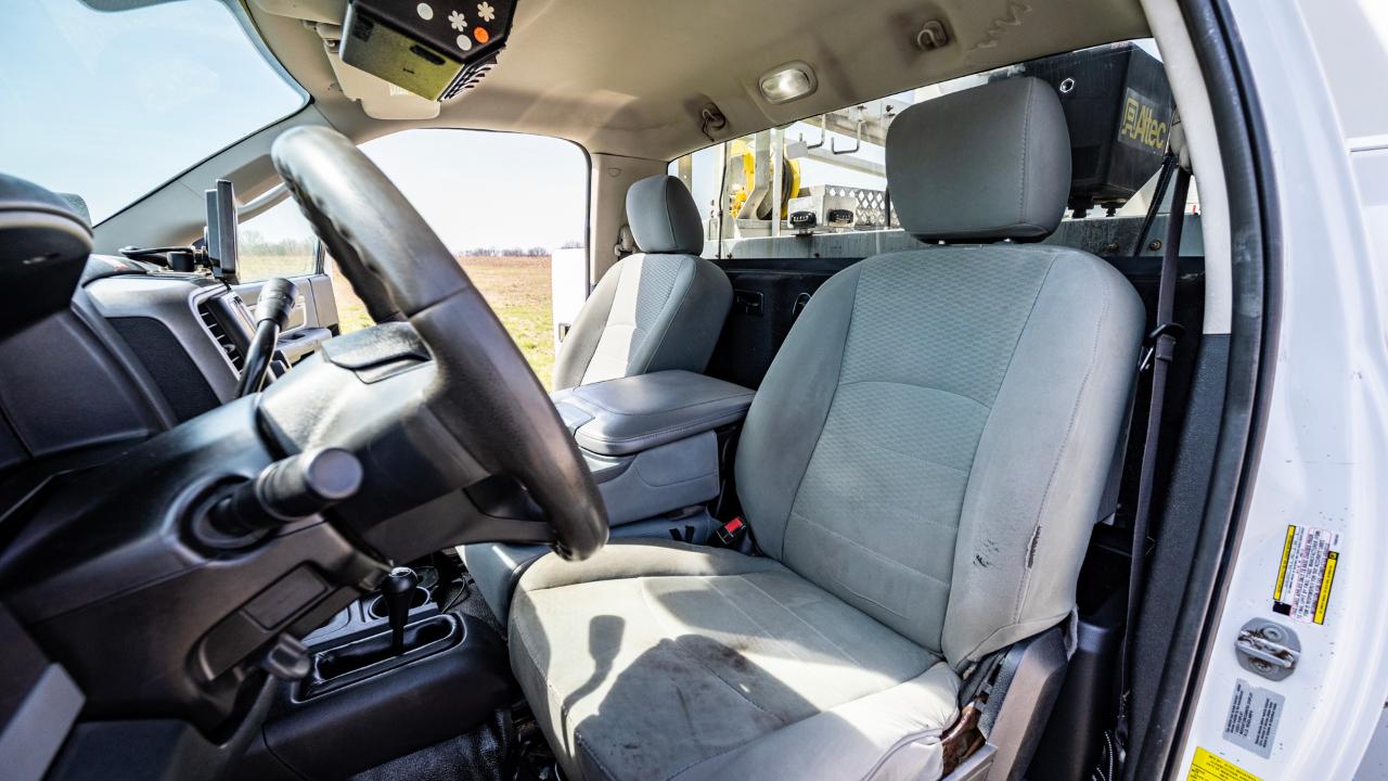 RAM 5500 Regular Cab SWB 4WD DRW 2015