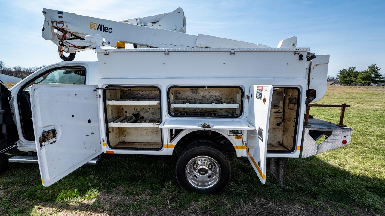 RAM 5500 Regular Cab SWB 4WD DRW 2015