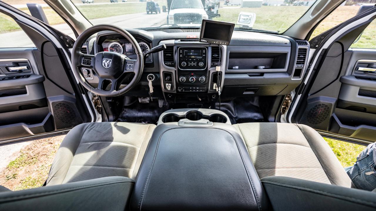 RAM 5500 Regular Cab SWB 4WD DRW 2015