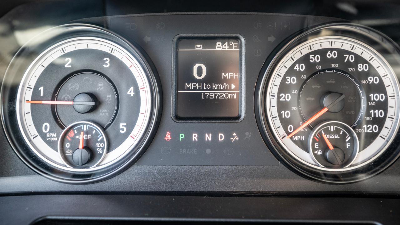 RAM 5500 Regular Cab SWB 4WD DRW 2015