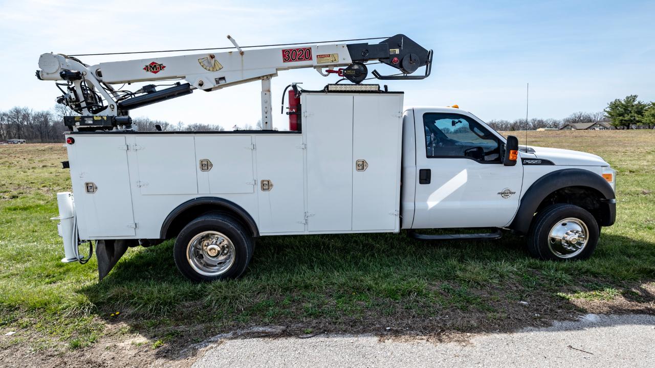 Ford F-550 Regular Cab DRW 2WD 2016