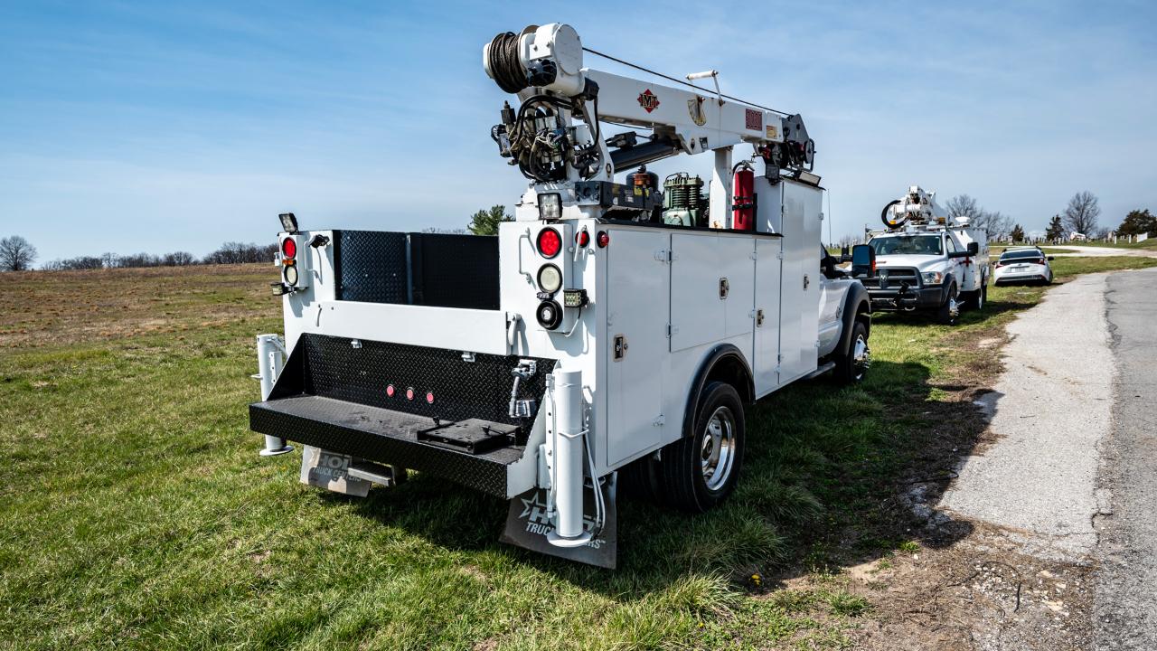 Ford F-550 Regular Cab DRW 2WD 2016