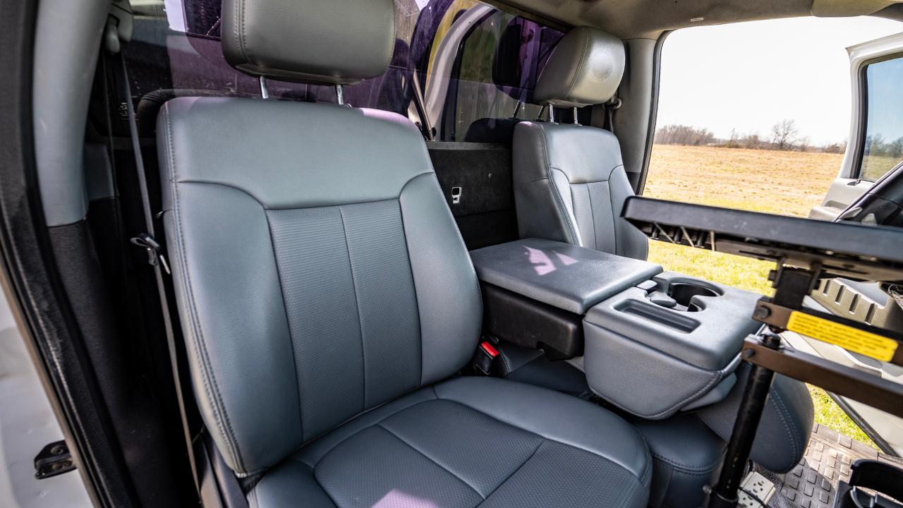 Ford F-550 Regular Cab DRW 2WD 2016