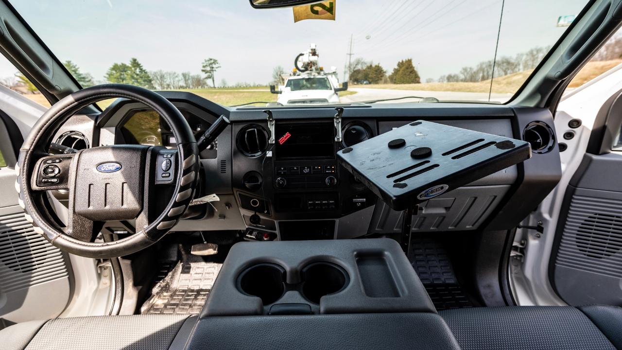 Ford F-550 Regular Cab DRW 2WD 2016