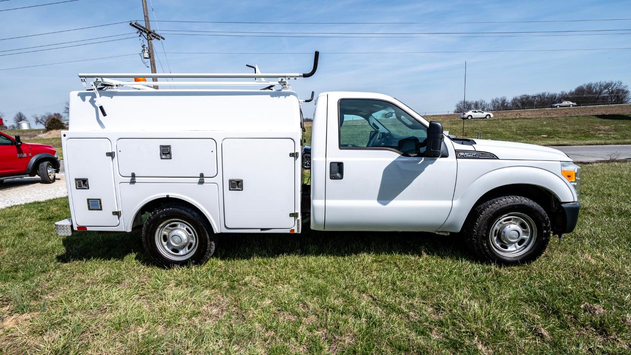 Ford F-250 SD XLT 2WD 2011