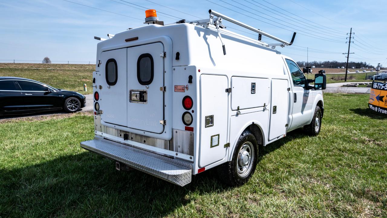 Ford F-250 SD XLT 2WD 2011