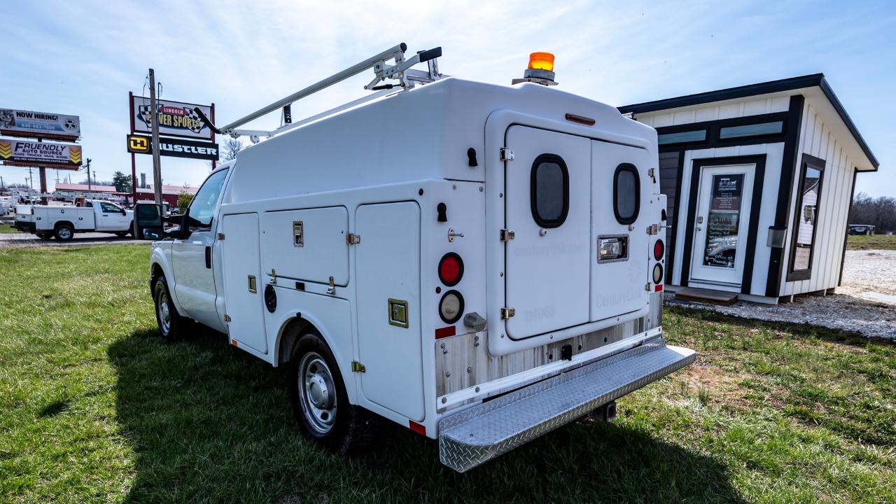 Ford F-250 SD XLT 2WD 2011