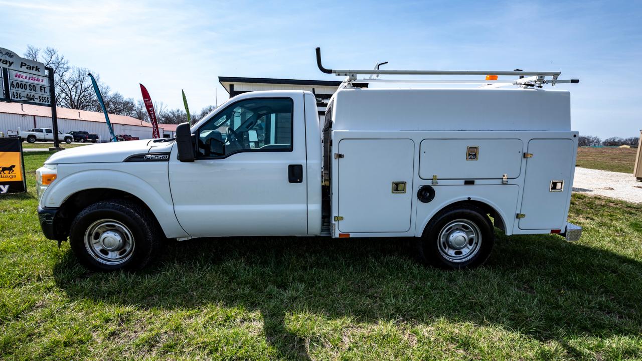 Ford F-250 SD XLT 2WD 2011