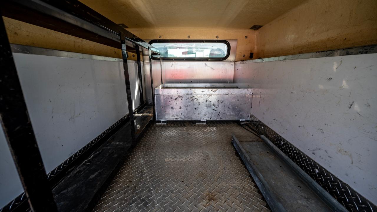 Ford F-250 SD XLT 2WD 2011