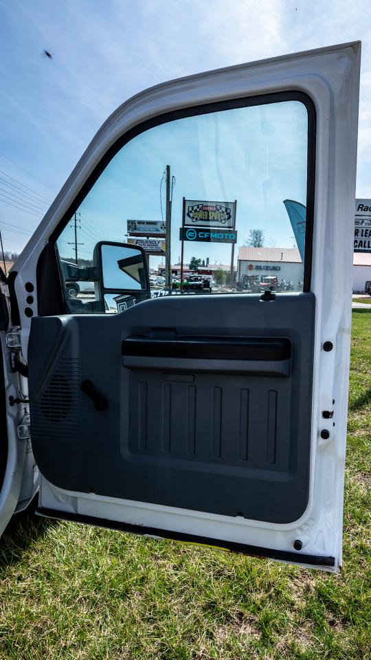 Ford F-250 SD XLT 2WD 2011