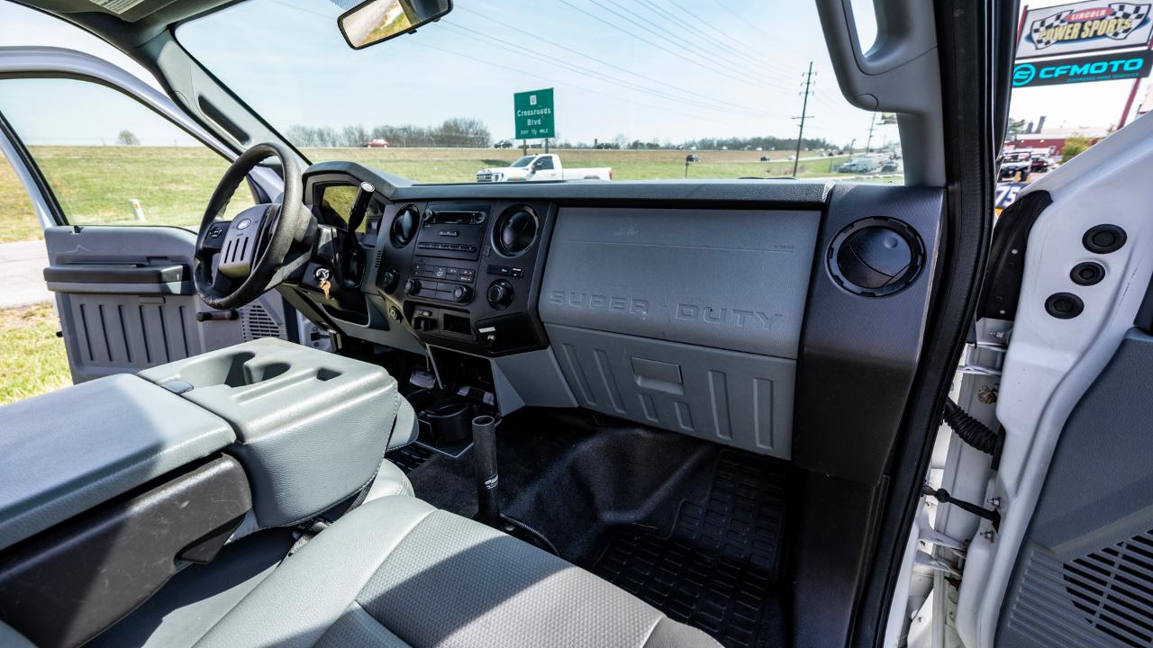 Ford F-250 SD XLT 2WD 2011