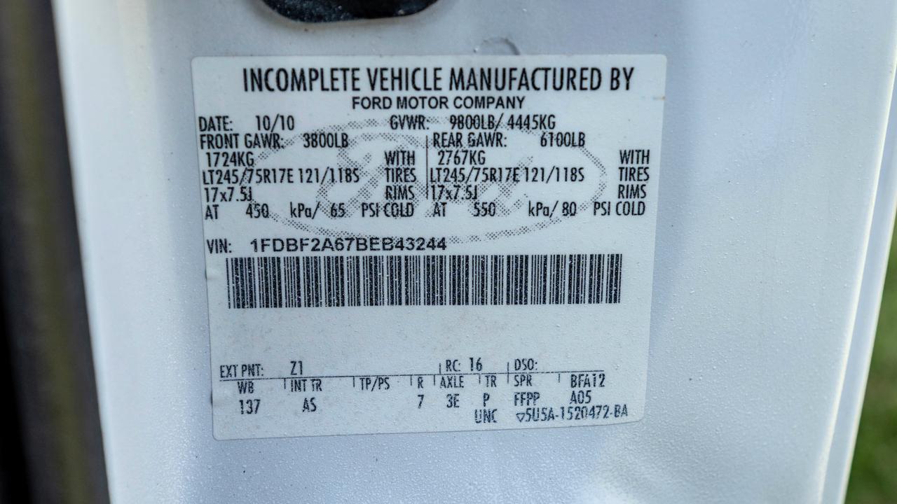 Ford F-250 SD XLT 2WD 2011