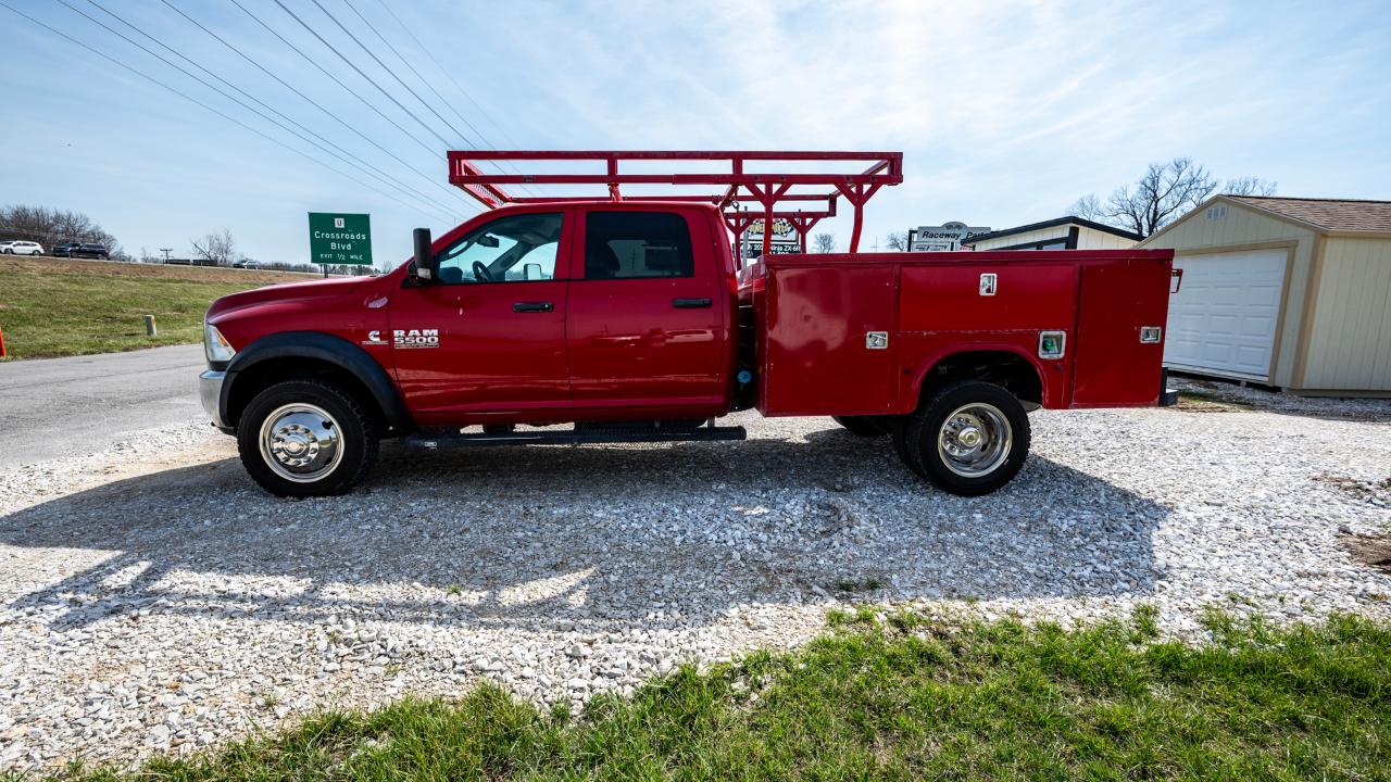 RAM 5500 Crew Cab SWB 4WD DRW 2016