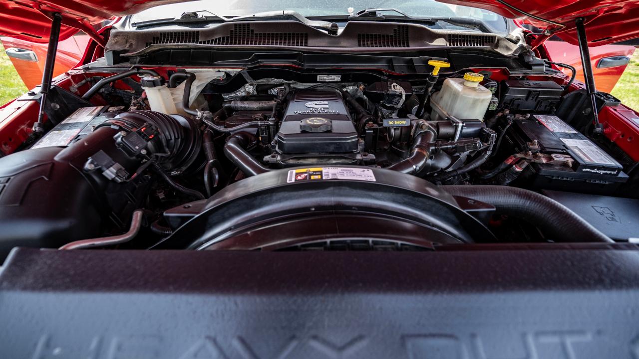 RAM 5500 Crew Cab SWB 4WD DRW 2016