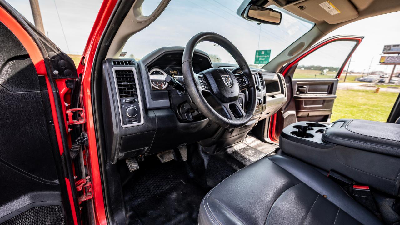 RAM 5500 Crew Cab SWB 4WD DRW 2016