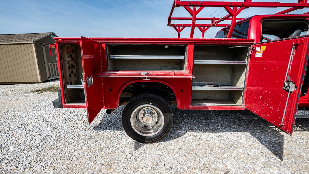 RAM 5500 Crew Cab SWB 4WD DRW 2016