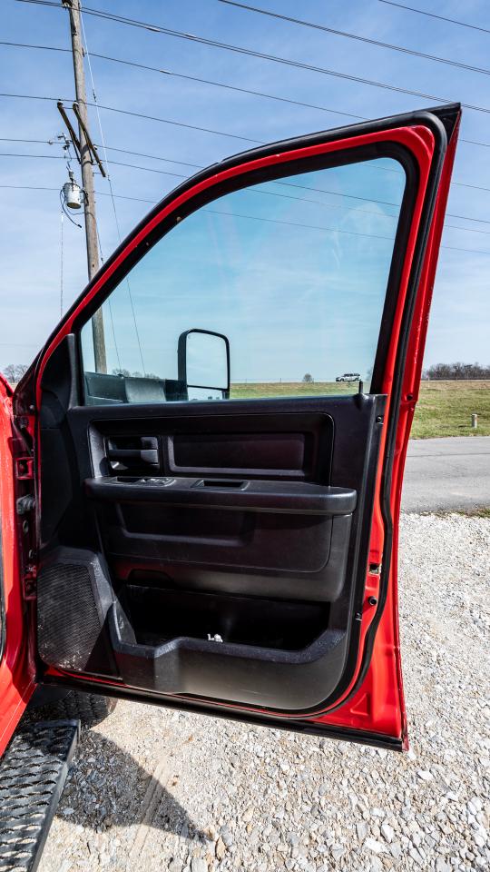 RAM 5500 Crew Cab SWB 4WD DRW 2016