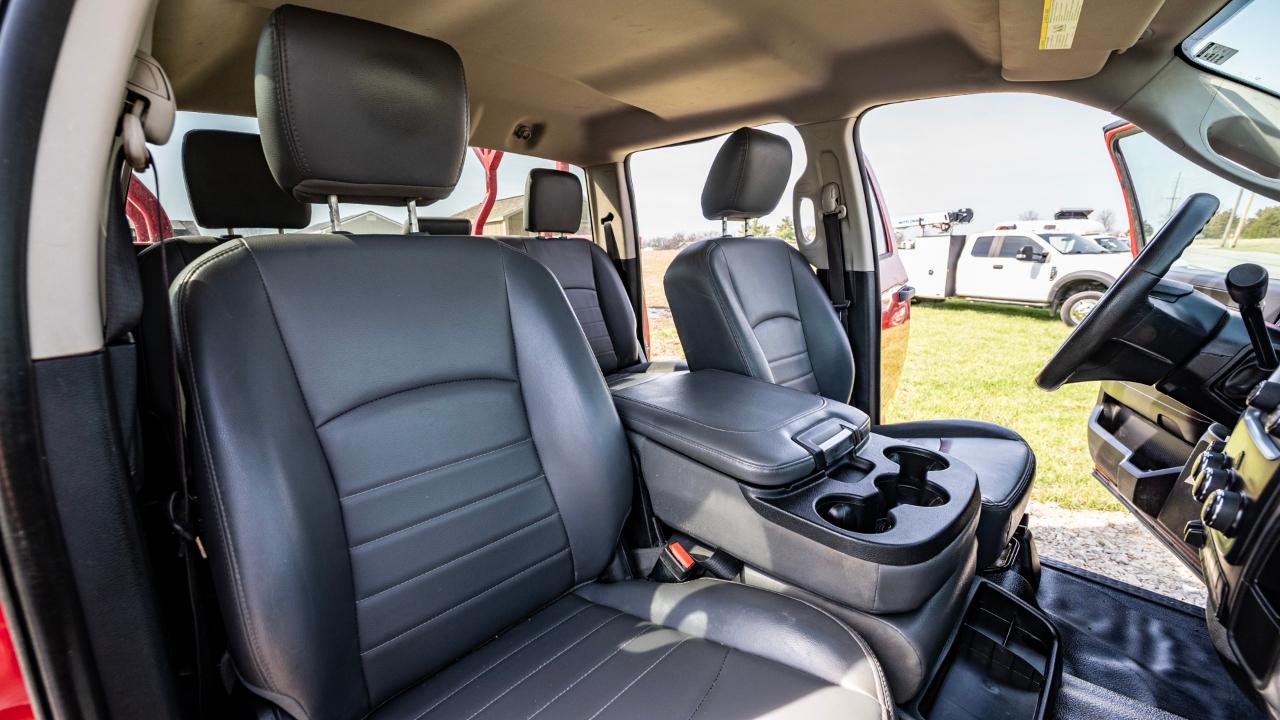 RAM 5500 Crew Cab SWB 4WD DRW 2016