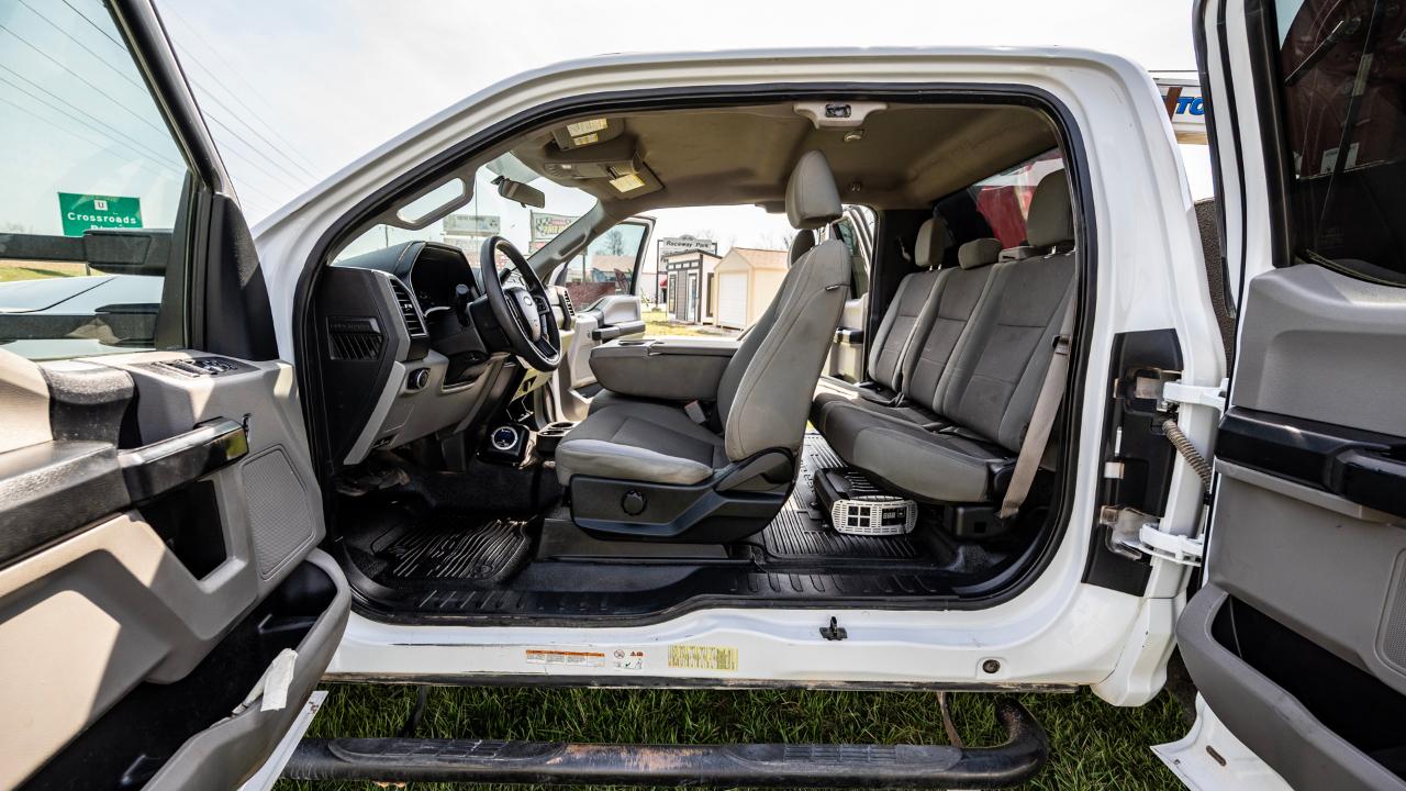 Ford F-450 SD SuperCab DRW 2WD 2017