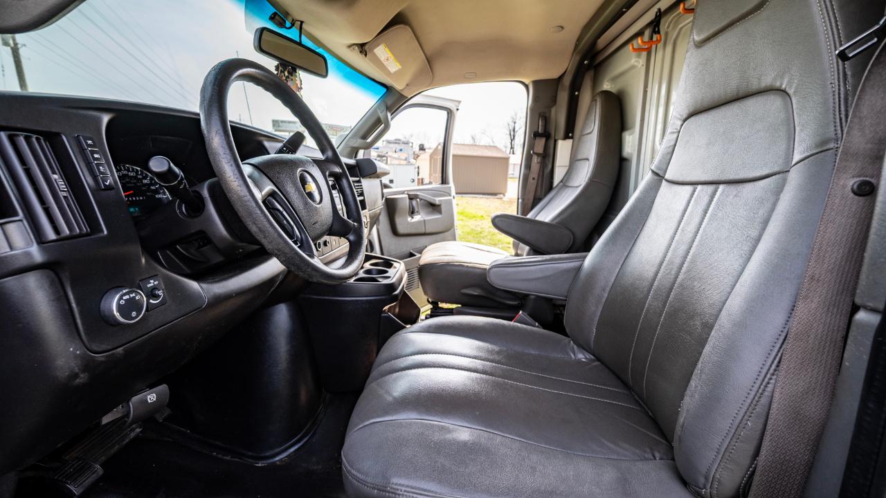 Chevrolet Express G3500 139" 2017