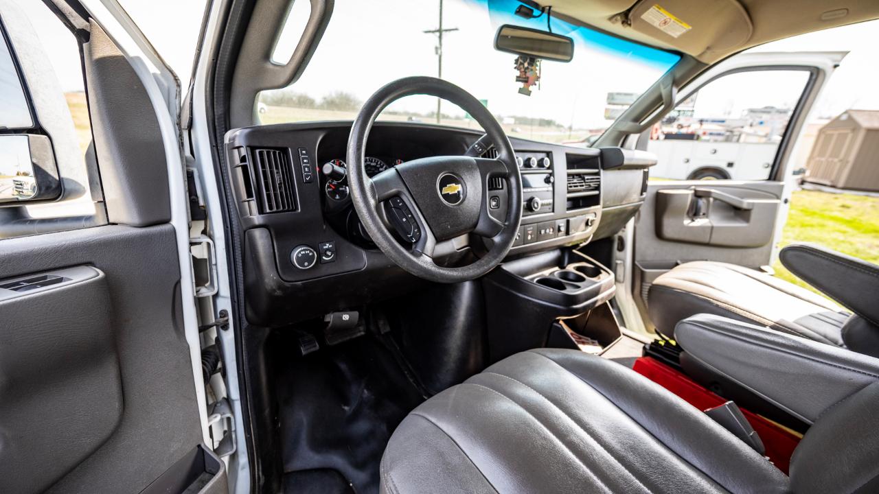 Chevrolet Express G3500 139" 2017