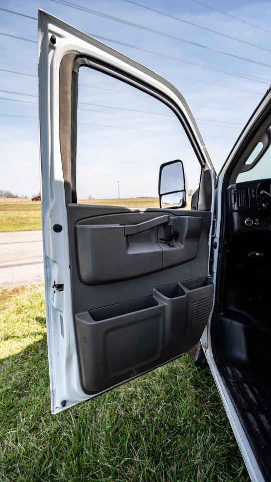 Chevrolet Express G3500 139" 2017