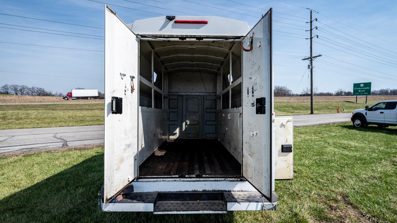 Chevrolet Express G3500 139" 2017