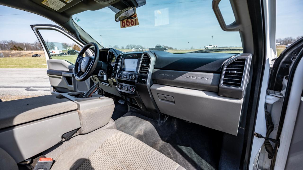 Ford F-550 Regular Cab DRW 4WD 2021