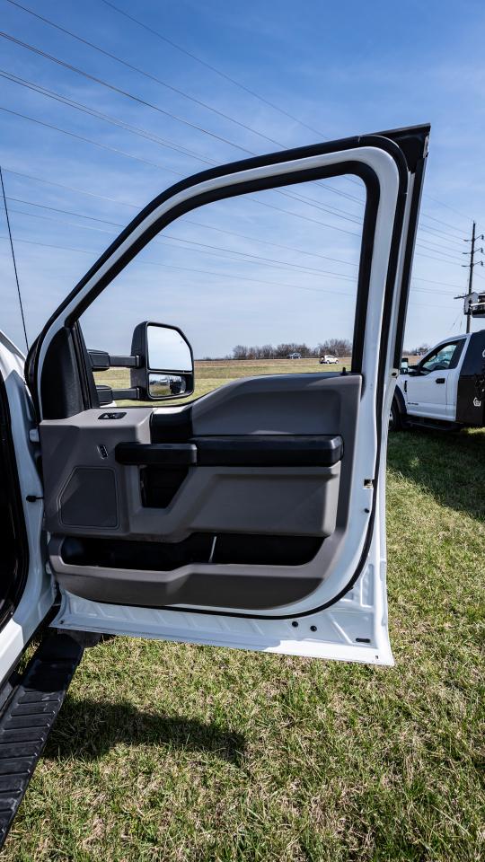 Ford F-450 SD Regular Cab DRW 2WD 2017