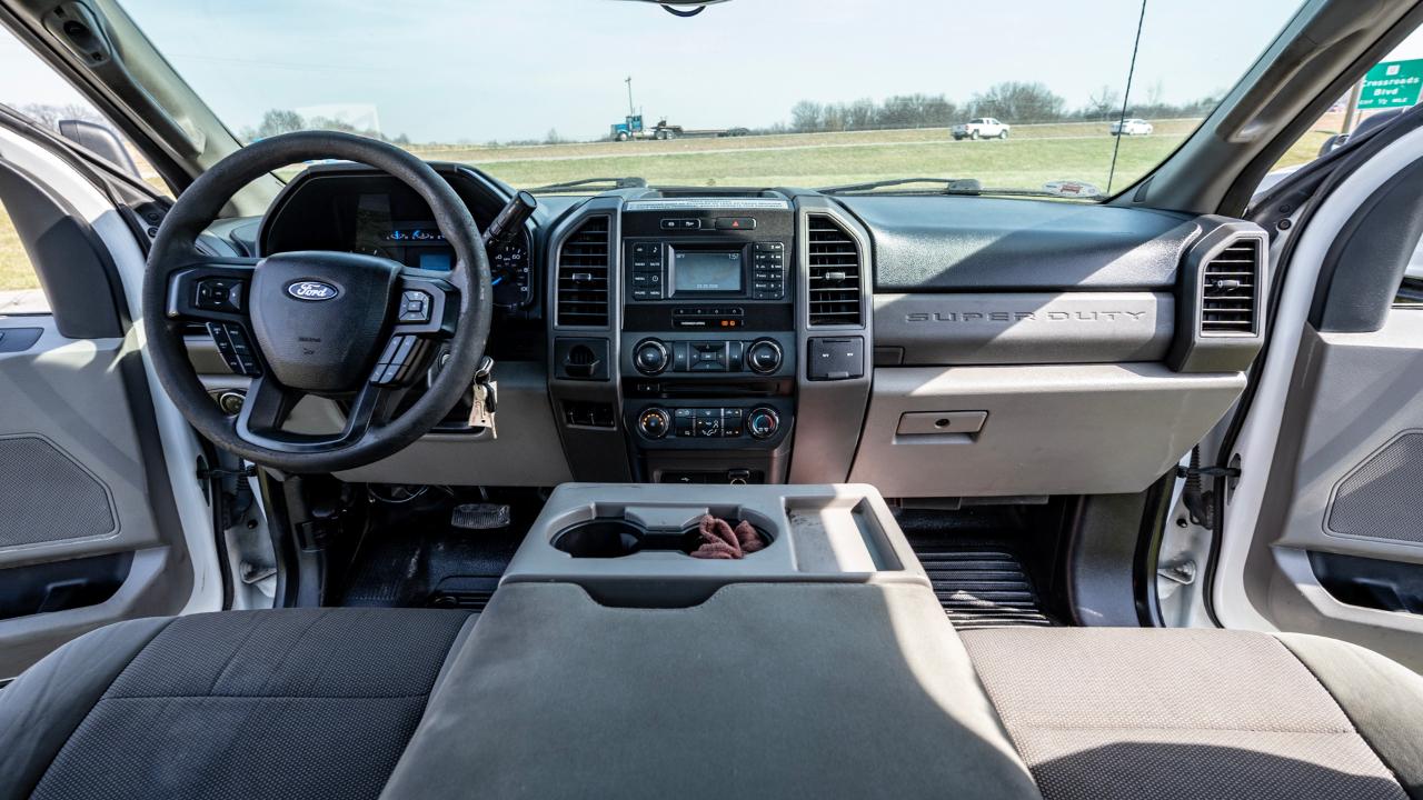 Ford F-450 SD Regular Cab DRW 2WD 2017