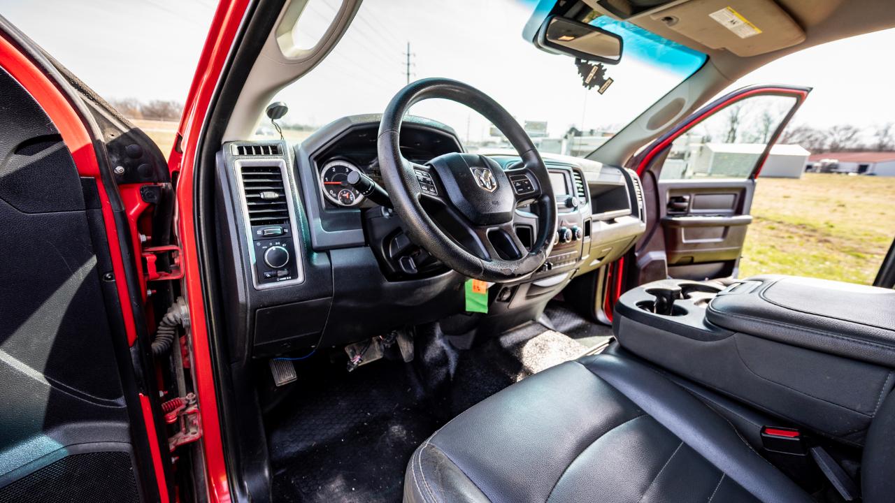 RAM 5500 Crew Cab SWB 2WD DRW 2016