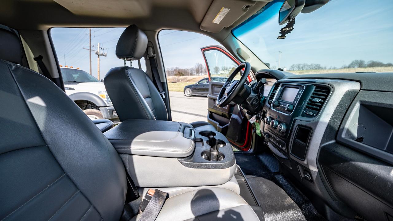 RAM 5500 Crew Cab SWB 2WD DRW 2016