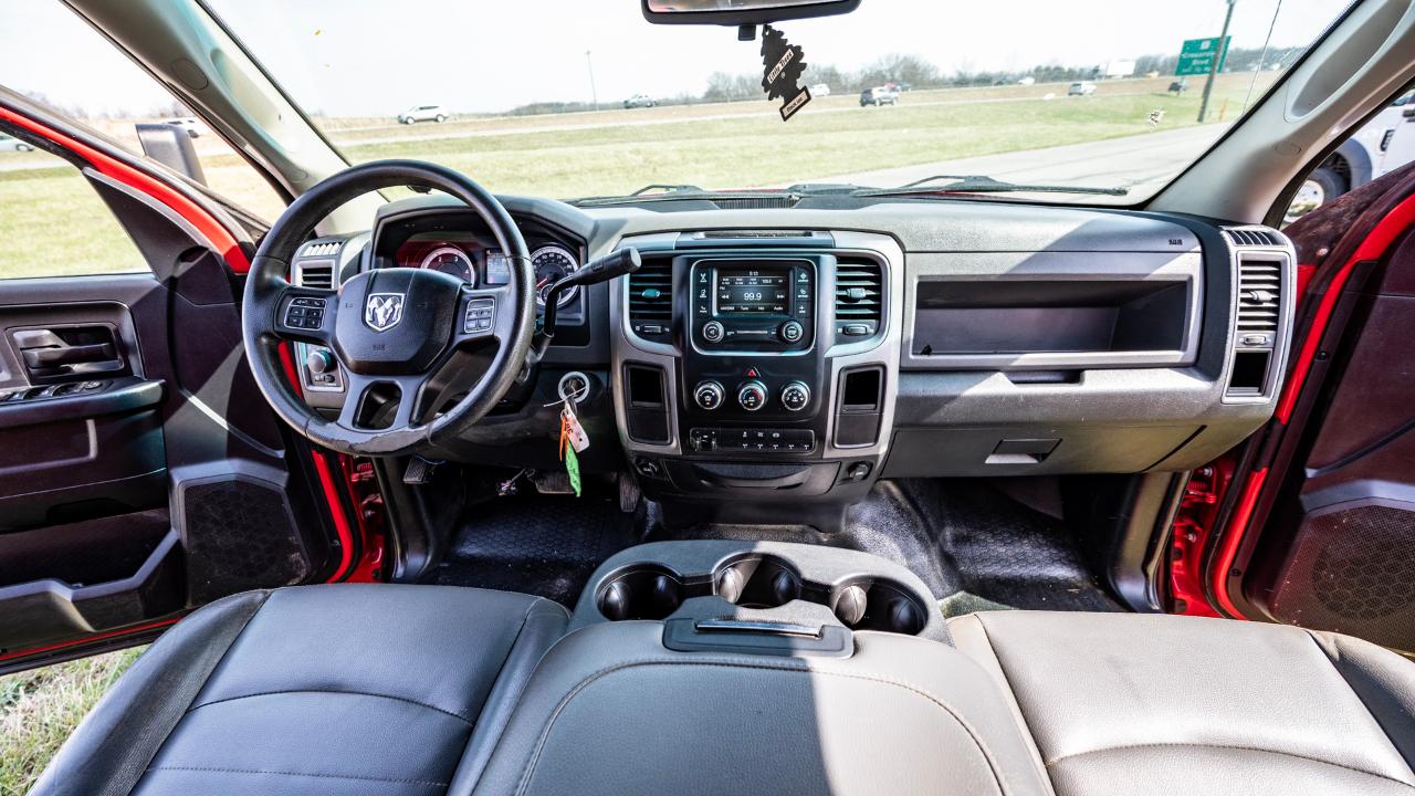 RAM 5500 Crew Cab SWB 2WD DRW 2016