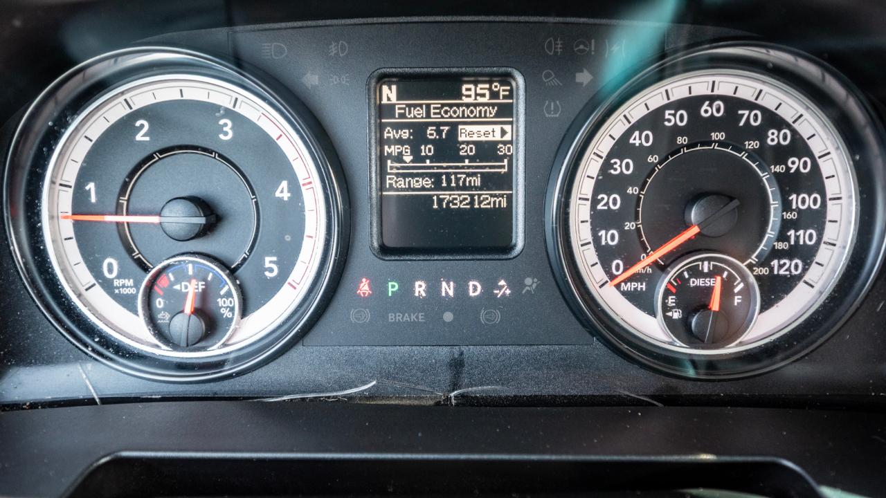 RAM 5500 Crew Cab SWB 2WD DRW 2016