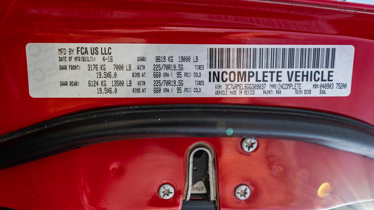 RAM 5500 Crew Cab SWB 2WD DRW 2016