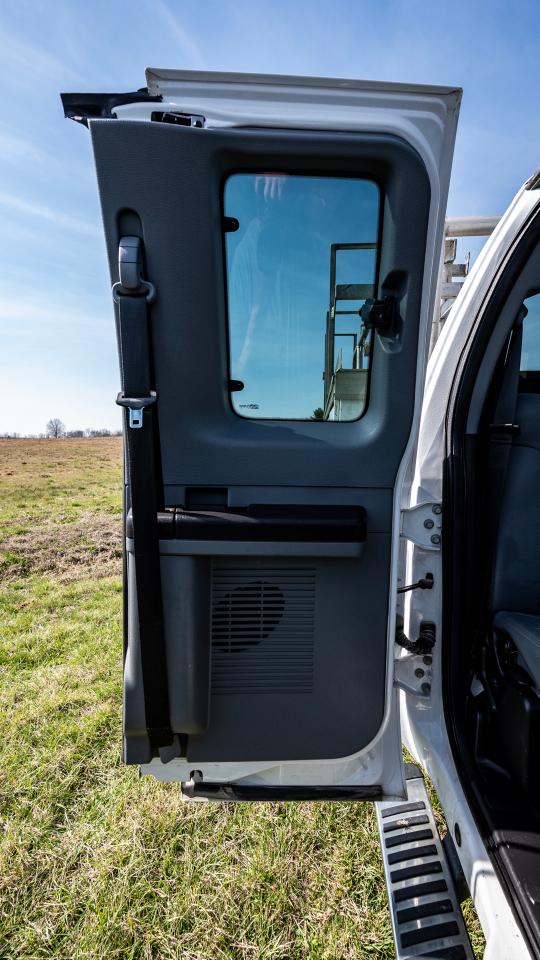 Ford F-550 SuperCab DRW 4WD 2016