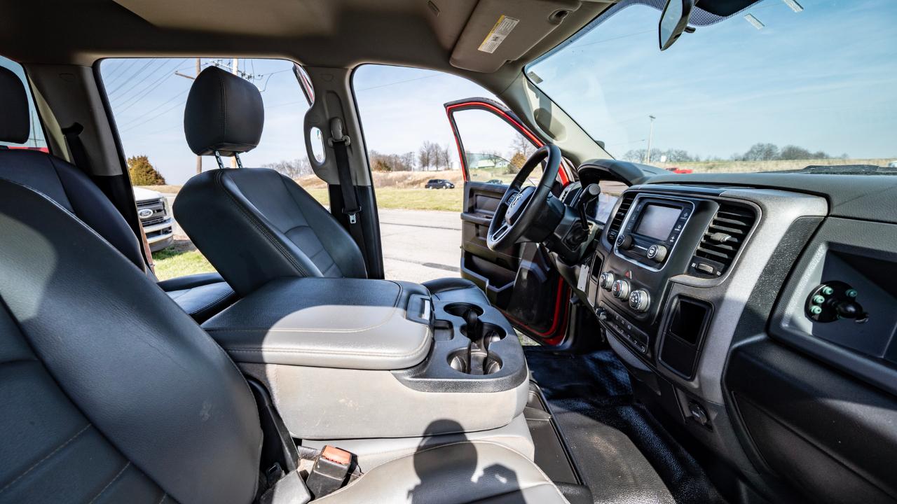 RAM 5500 Crew Cab SWB 2WD DRW 2018