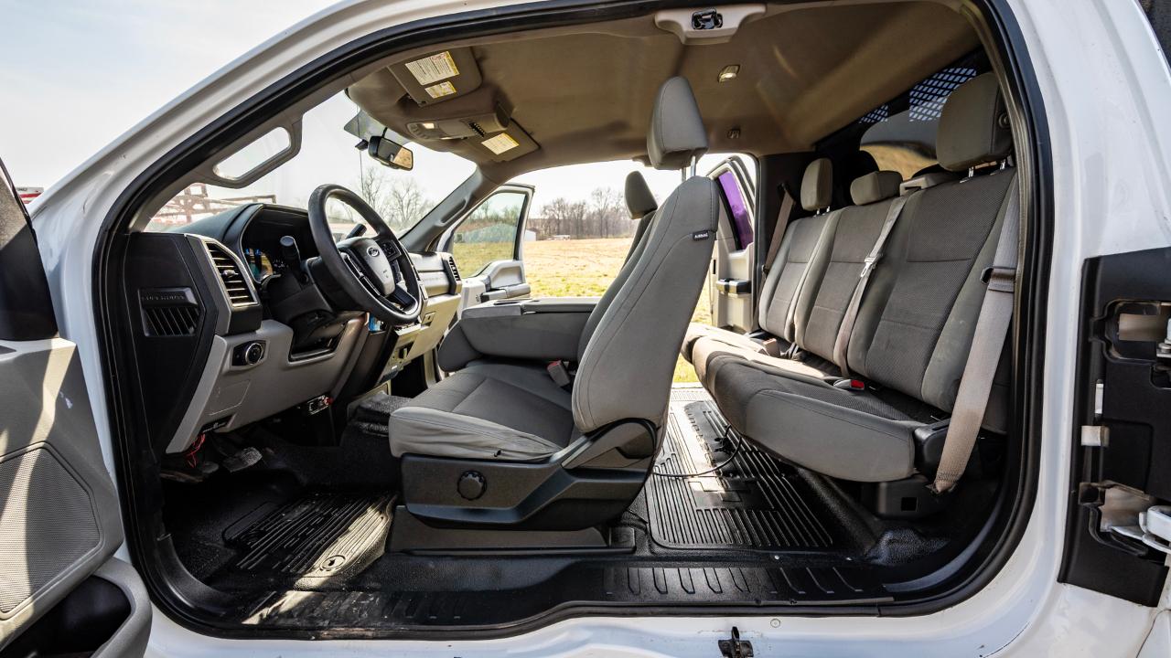 Ford F-550 SuperCab DRW 4WD 2017