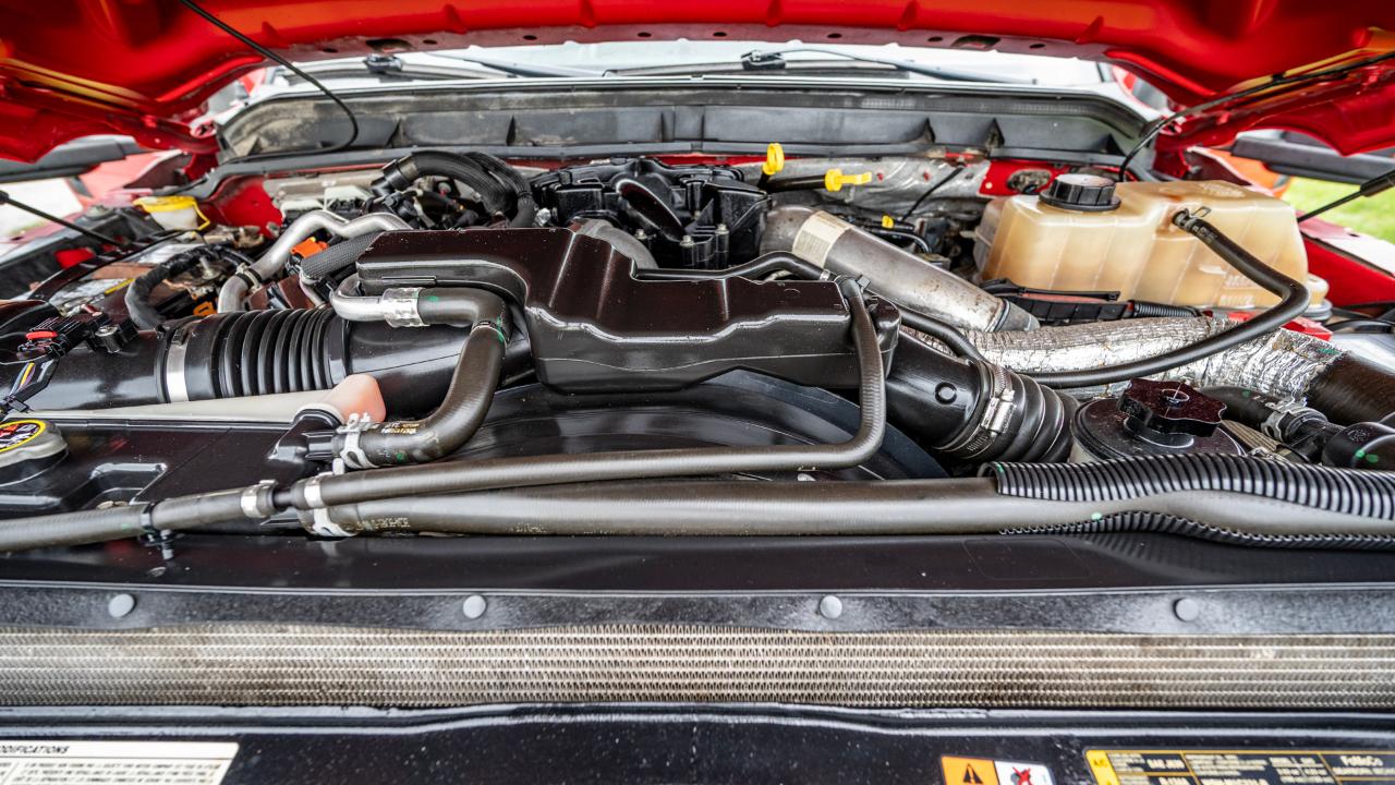 Ford F-550 Crew Cab DRW 2WD 2015