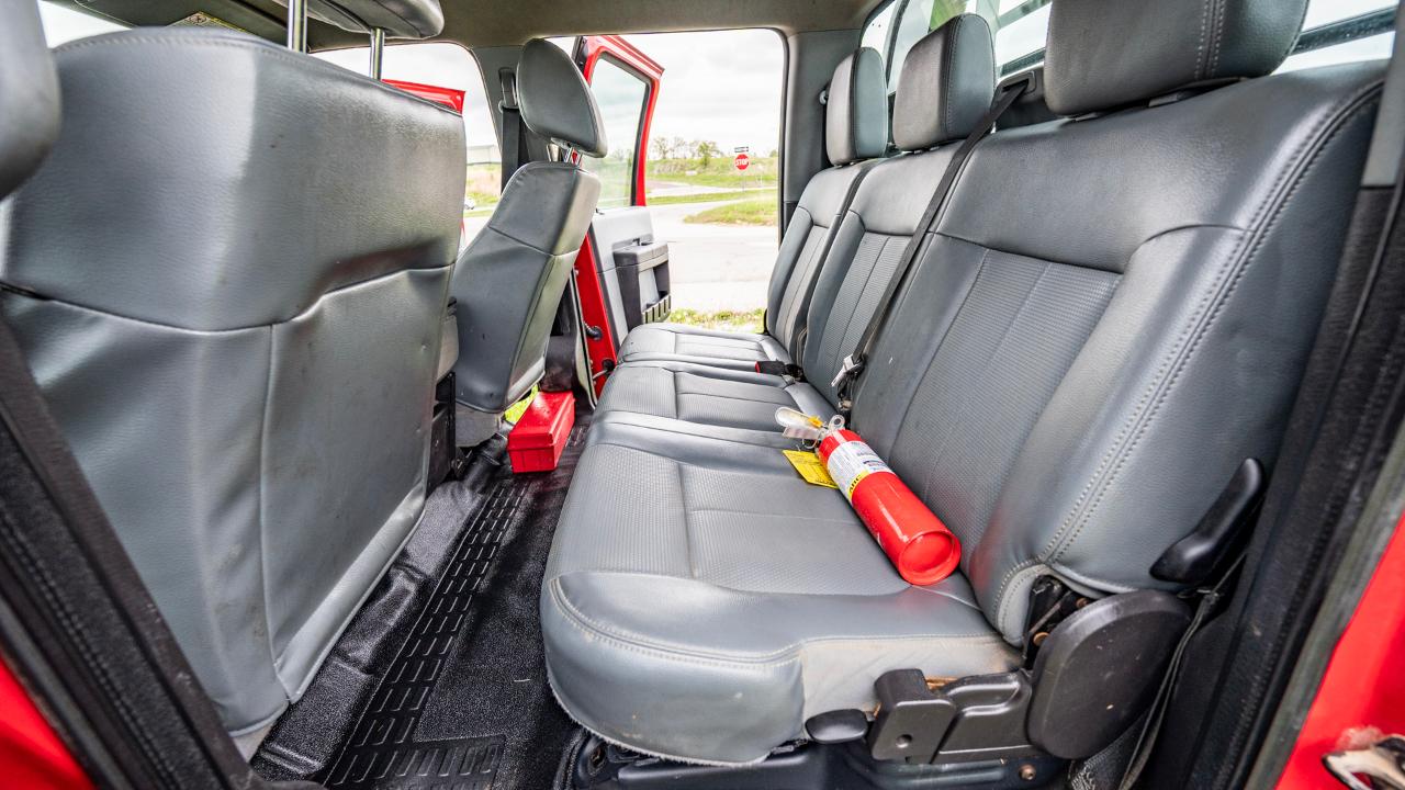 Ford F-550 Crew Cab DRW 2WD 2015